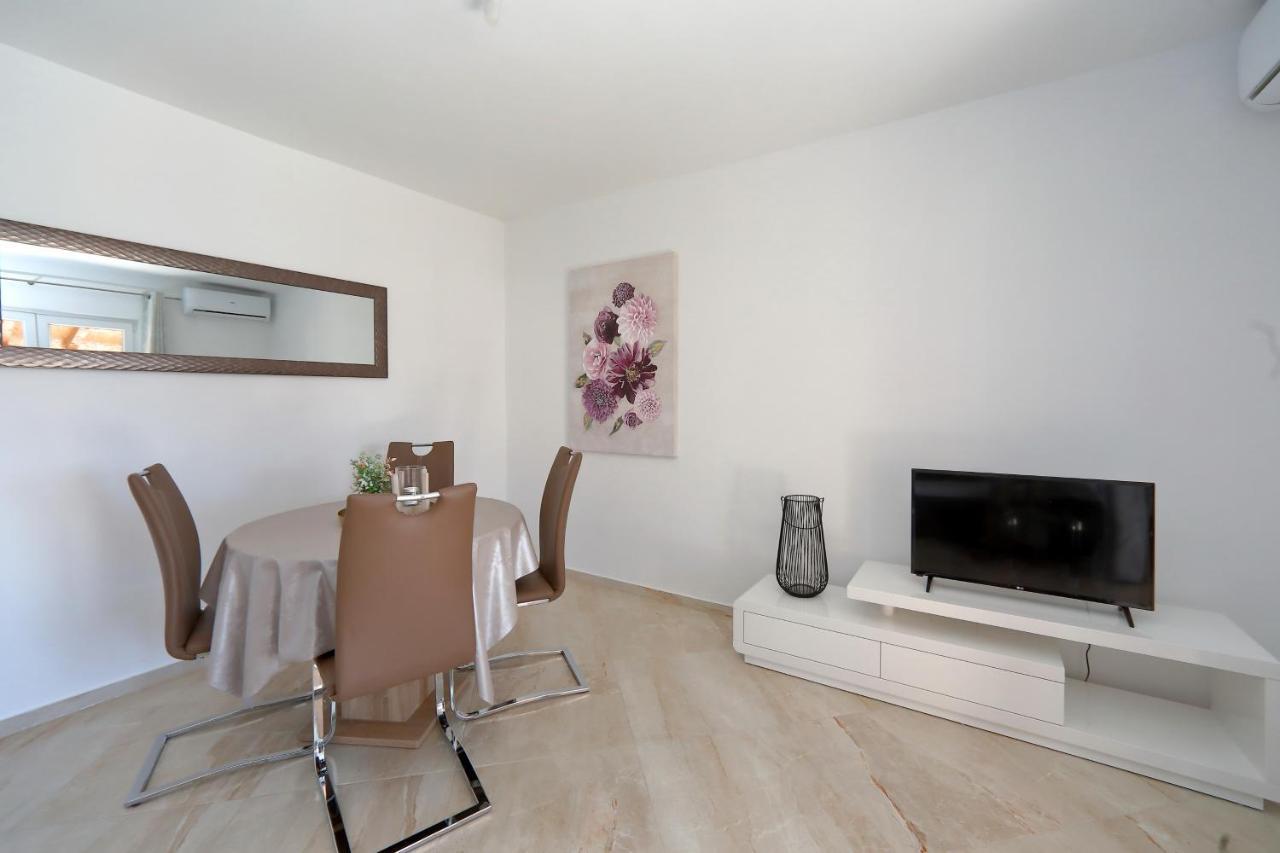 Apartment Alfonso Bibinje Bagian luar foto